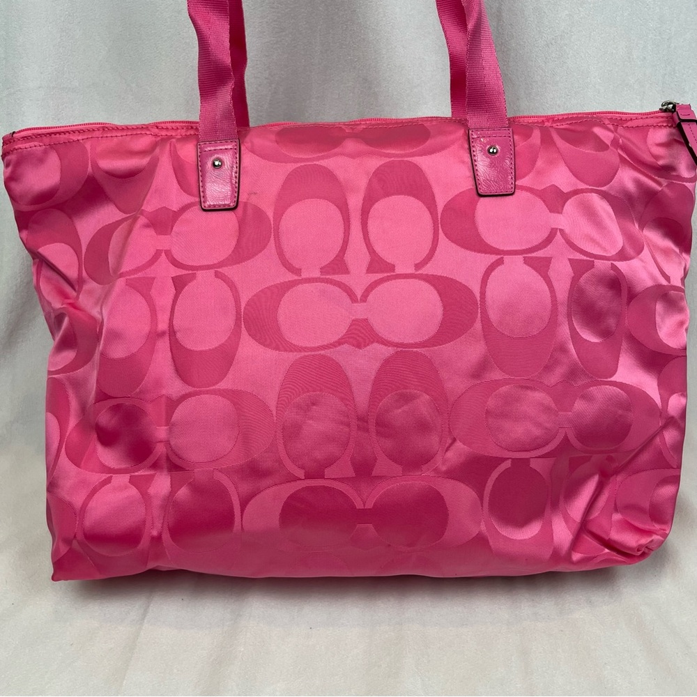 Coach Getaway Signature Fuchsia Nylon Large Packable Weekender Tote Bag F77321 - Picture 4 of 16